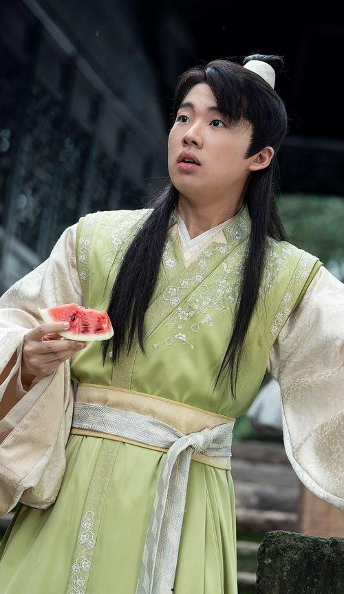 吃瓜爆料王源郭麒麟,娱乐圈的瓜王兄弟，揭秘幕后故事